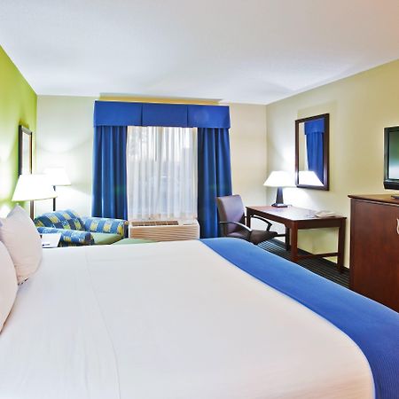 Holiday Inn Express Hotel & Suites Ooltewah Springs - Chattanooga, An Ihg Hotel Room photo